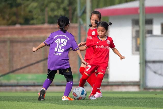 中超第五轮：上海“德比”申花胜出 蓉城客场逆转国安