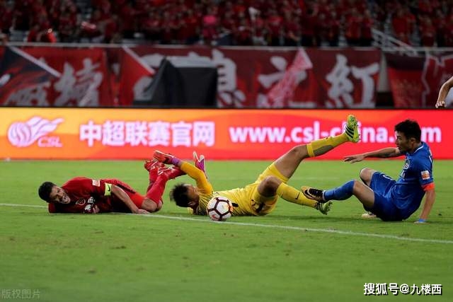 内马尔队友 青岛姆巴佩 他跟王钰栋争中超5月MVP！