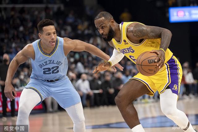 哈利伯顿35分迪文空砍35分 步行者胜尼克斯1-2