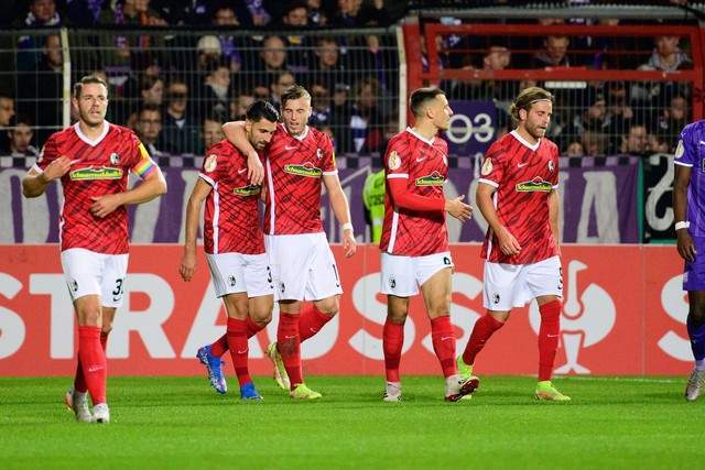 约基奇大三双掘金负独行侠 快船力克国王4连胜