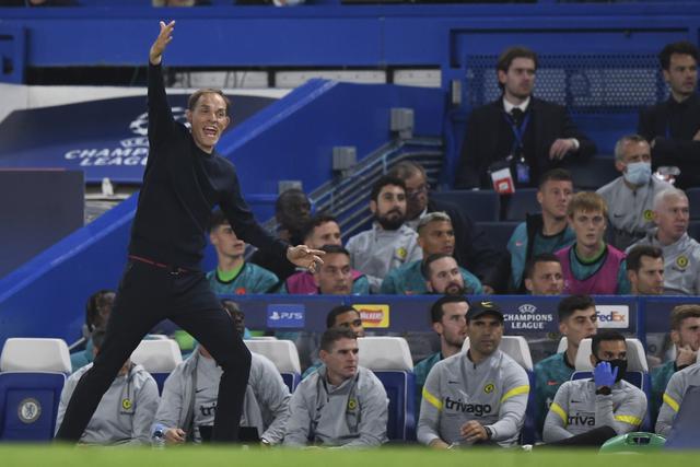 约基奇威少均三双掘金大胜篮网 雄鹿险胜魔术