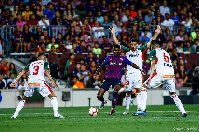 英超-萨拉赫梅开二度 利物浦3-2胜8分领跑